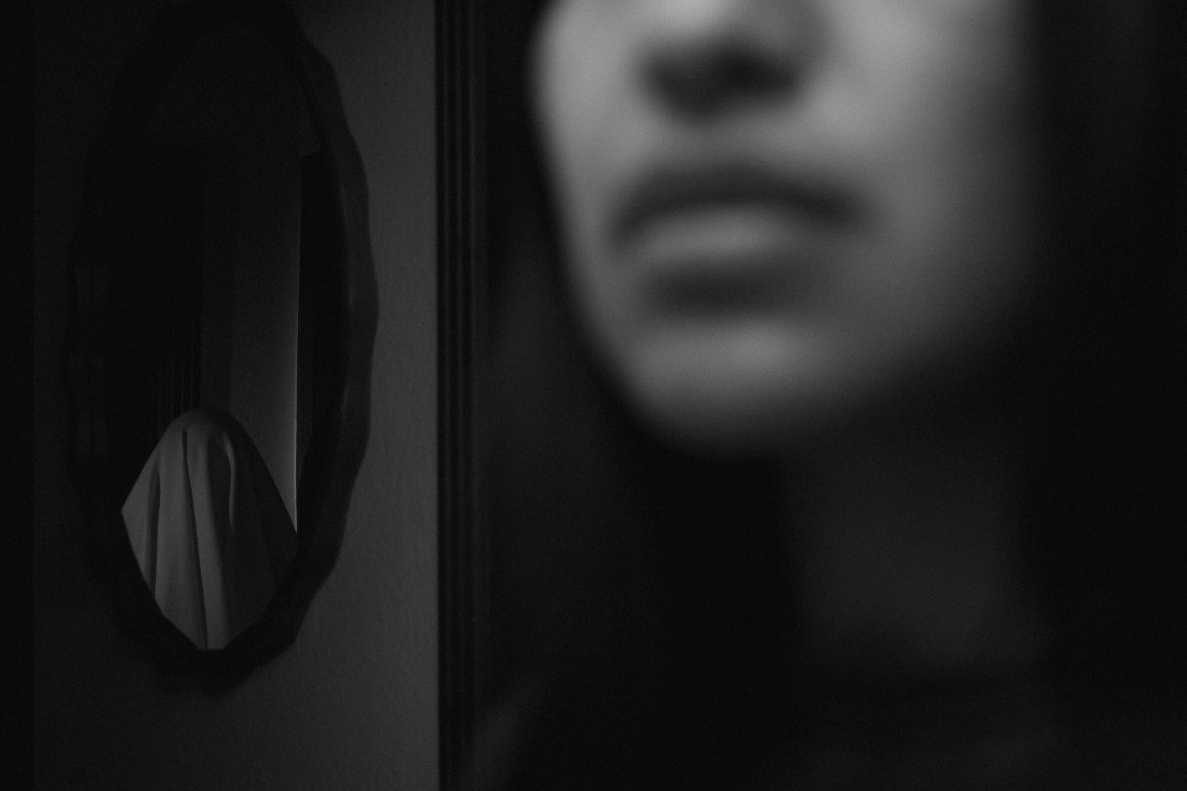sola-pictures-ghost